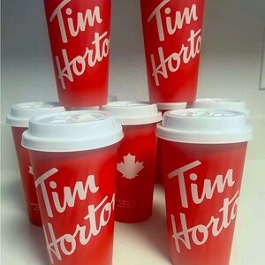 18 Oz Tim Hortons Coffee cup- Canada Maple cup with white Lid